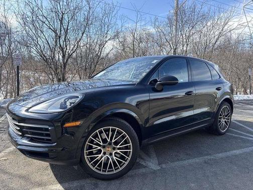 2022 Porsche Cayenne Platinum Edition