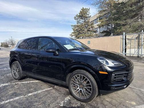 2022 Porsche Cayenne Platinum Edition