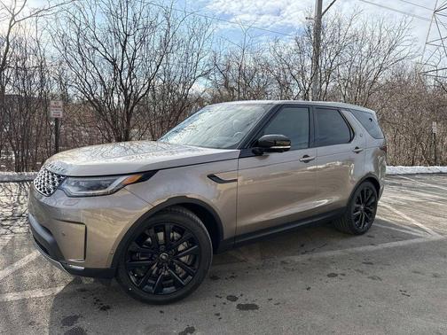 2026 Land Rover Discovery S