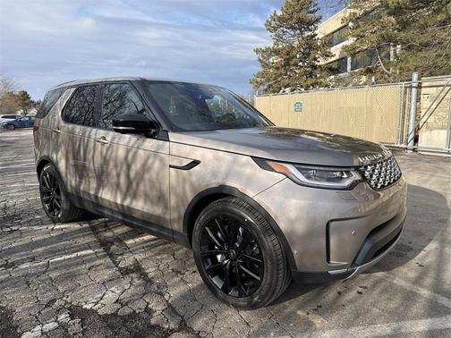 2026 Land Rover Discovery S