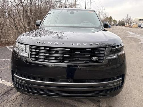 2026 Land Rover Range Rover P400 SE