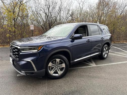 2023 Honda Pilot EX-L 8-Passenger