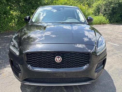 2022 Jaguar E-PACE SE