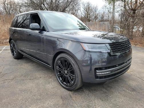 2025 Land Rover Range Rover P530 SE 7 Seat