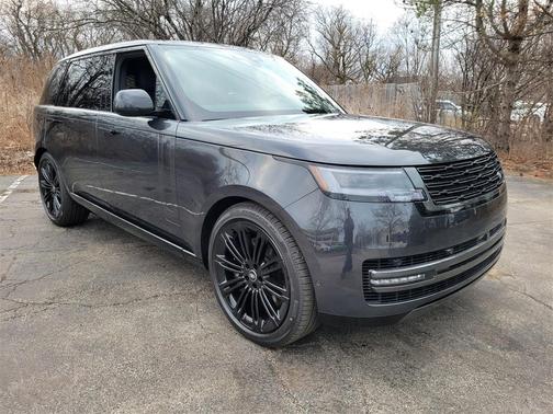 2025 Land Rover Range Rover P530 SE 7 Seat