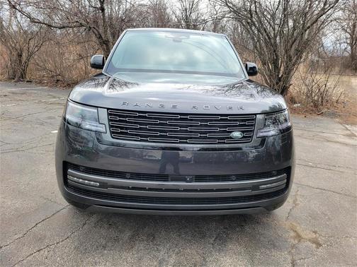 2025 Land Rover Range Rover P530 SE 7 Seat
