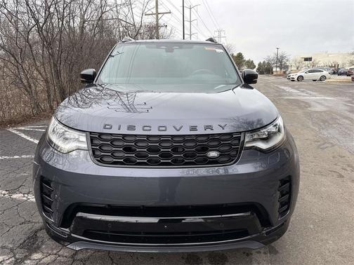 2026 Land Rover Discovery Dynamic SE