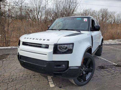 Fuji White 2025 Land Rover Defender P400 X-Dynamic SE