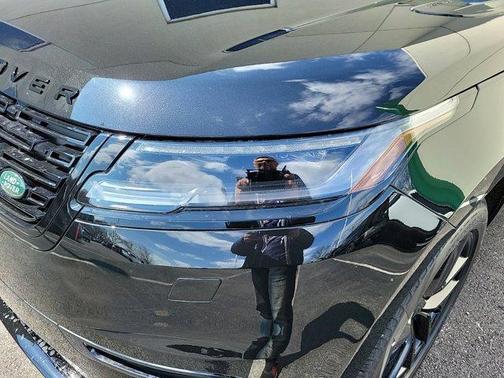 2025 Land Rover Range Rover Velar P250 Dynamic SE