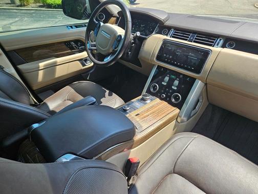 2018 Land Rover Range Rover HSE