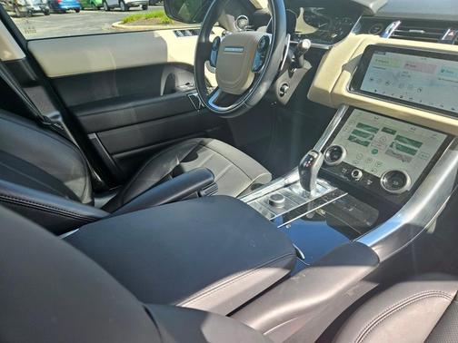 2022 Land Rover Range Rover Sport HSE Silver Edition