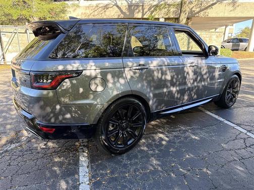 2022 Land Rover Range Rover Sport HSE Silver Edition