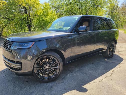 2025 Land Rover Range Rover P530 SE 7 Seat