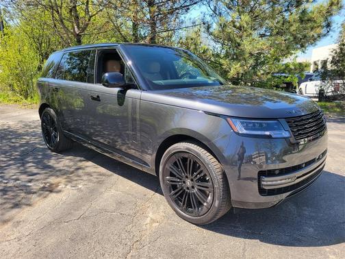 2025 Land Rover Range Rover P530 SE 7 Seat