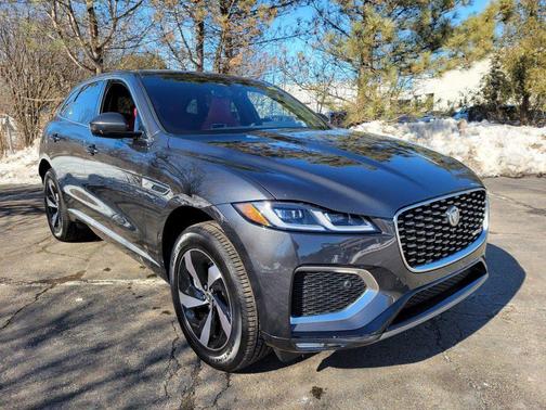 2025 Jaguar F-PACE P250 R-Dynamic S