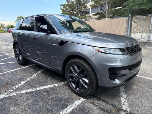 2025 Land Rover Range Rover Sport P360 SE