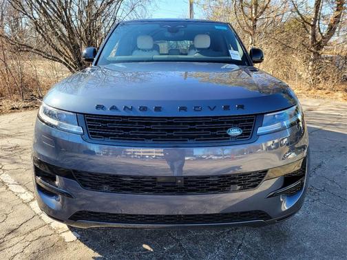 2025 Land Rover Range Rover Sport P360 SE