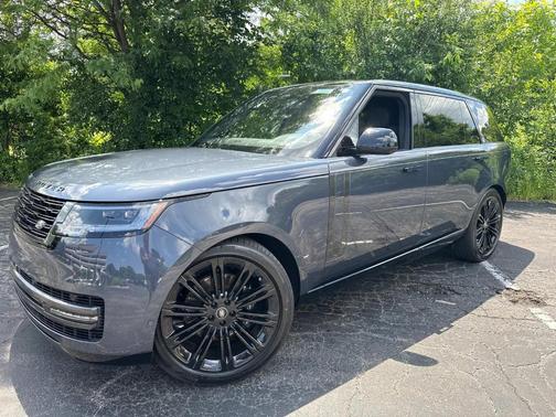 2025 Land Rover Range Rover P400 SE 7 Seat