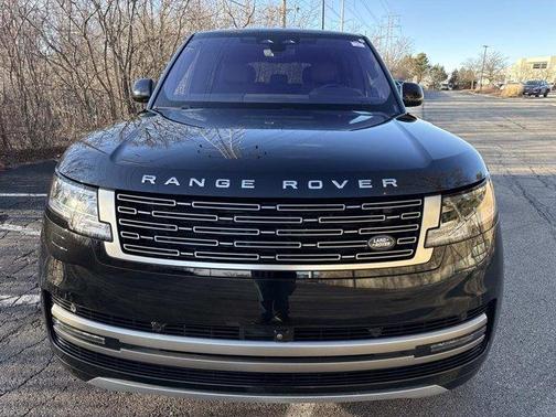 2023 Land Rover Range Rover P530 SE
