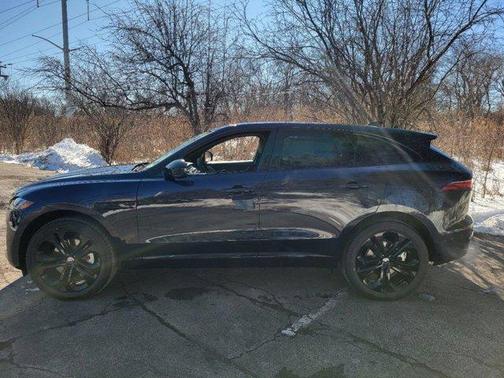 2025 Jaguar F-PACE P400 R-Dynamic S