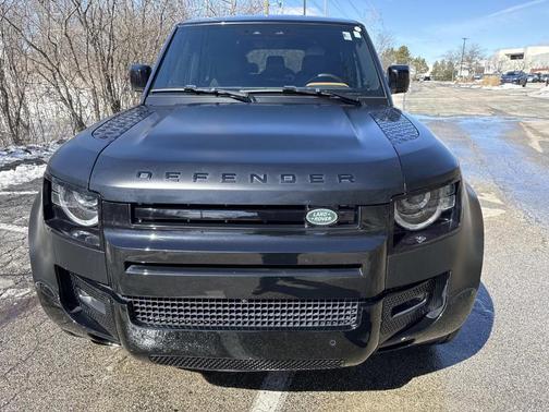 2024 Land Rover Defender P400 X