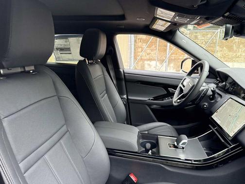 2026 Land Rover Range Rover Evoque Core S