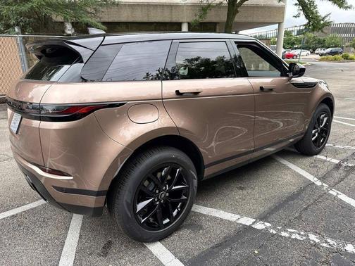 2026 Land Rover Range Rover Evoque Core S