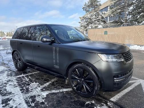 2024 Land Rover Range Rover P530 SE