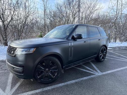 2024 Land Rover Range Rover P530 SE