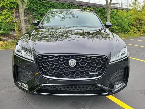 Santorini Black 2025 Jaguar F-PACE P250 R-Dynamic S