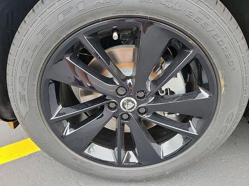 Santorini Black 2025 Jaguar F-PACE P250 R-Dynamic S