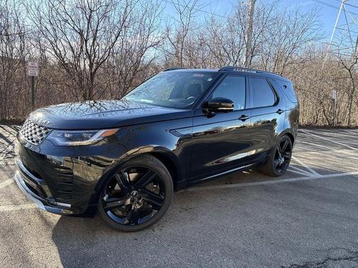 2026 Land Rover Discovery Tempest Edition