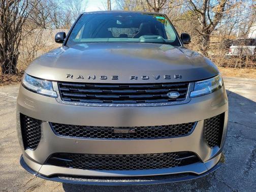 2025 Land Rover Range Rover Sport P635 SV Edition Two