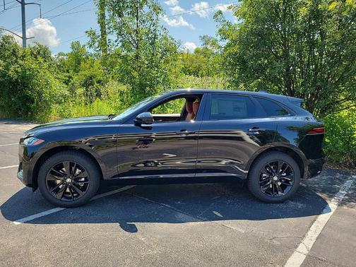 2025 Jaguar F-PACE P250 R-Dynamic S