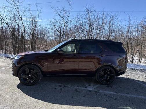 2026 Land Rover Discovery 