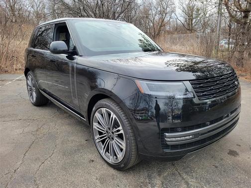 2025 Land Rover Range Rover P530 SE