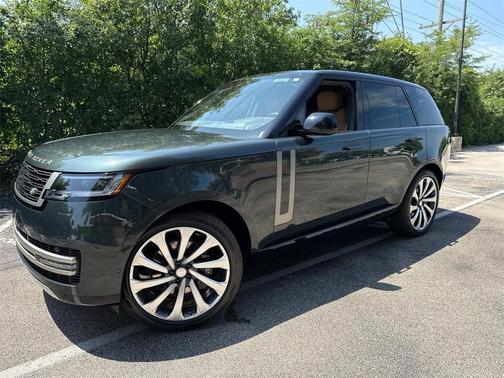 2025 Land Rover Range Rover P530 SE