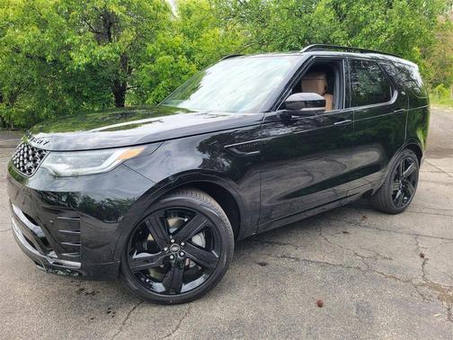 2025 Land Rover Discovery P300 Dynamic SE