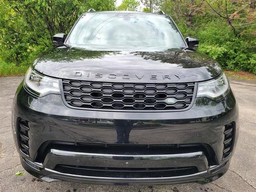 2025 Land Rover Discovery P300 Dynamic SE