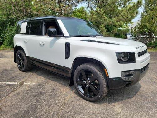 2025 Land Rover Defender P525 V8