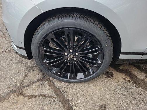 2025 Land Rover Range Rover Velar P400 Dynamic HSE