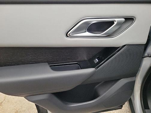 2025 Land Rover Range Rover Velar P400 Dynamic HSE