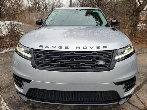 Hakuba Silver 2025 Land Rover Range Rover Velar P400 Dynamic HSE