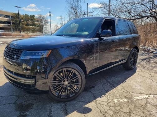 2025 Land Rover Range Rover P530 SE