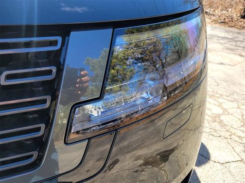 2025 Land Rover Range Rover P530 SE