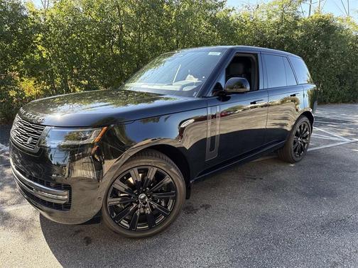 2025 Land Rover Range Rover P400 SE