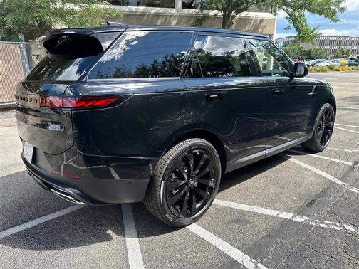 2025 Land Rover Range Rover Sport P360 SE