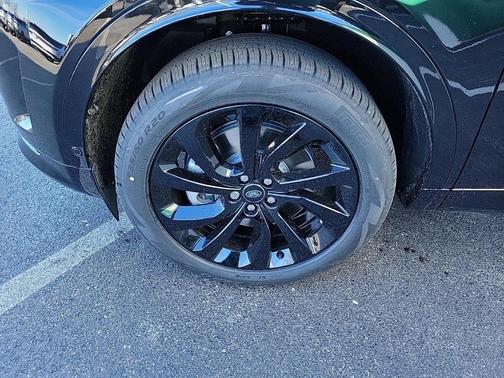 2024 Land Rover Discovery Sport Core S