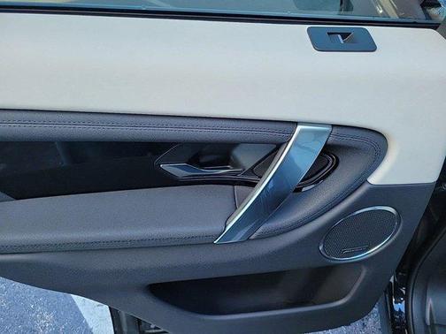2024 Land Rover Discovery Sport Core S