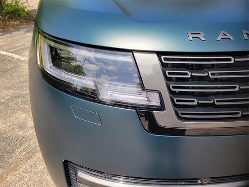 2025 Land Rover Range Rover P530 Autobiography